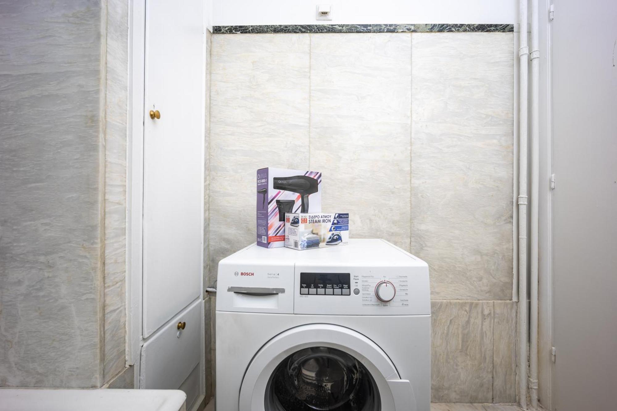 Royal Embassy Apartment เอเธนส์ ภายนอก รูปภาพ