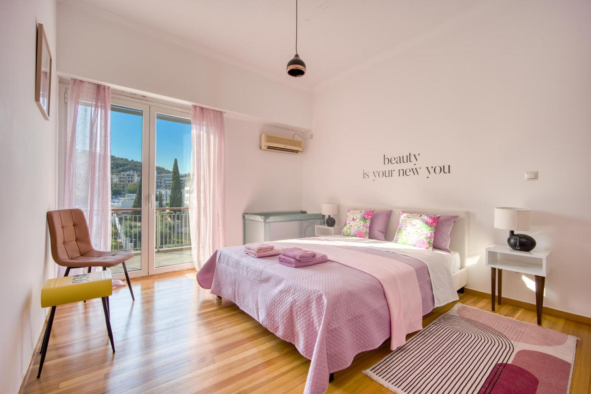 Royal Embassy Apartment เอเธนส์ ภายนอก รูปภาพ