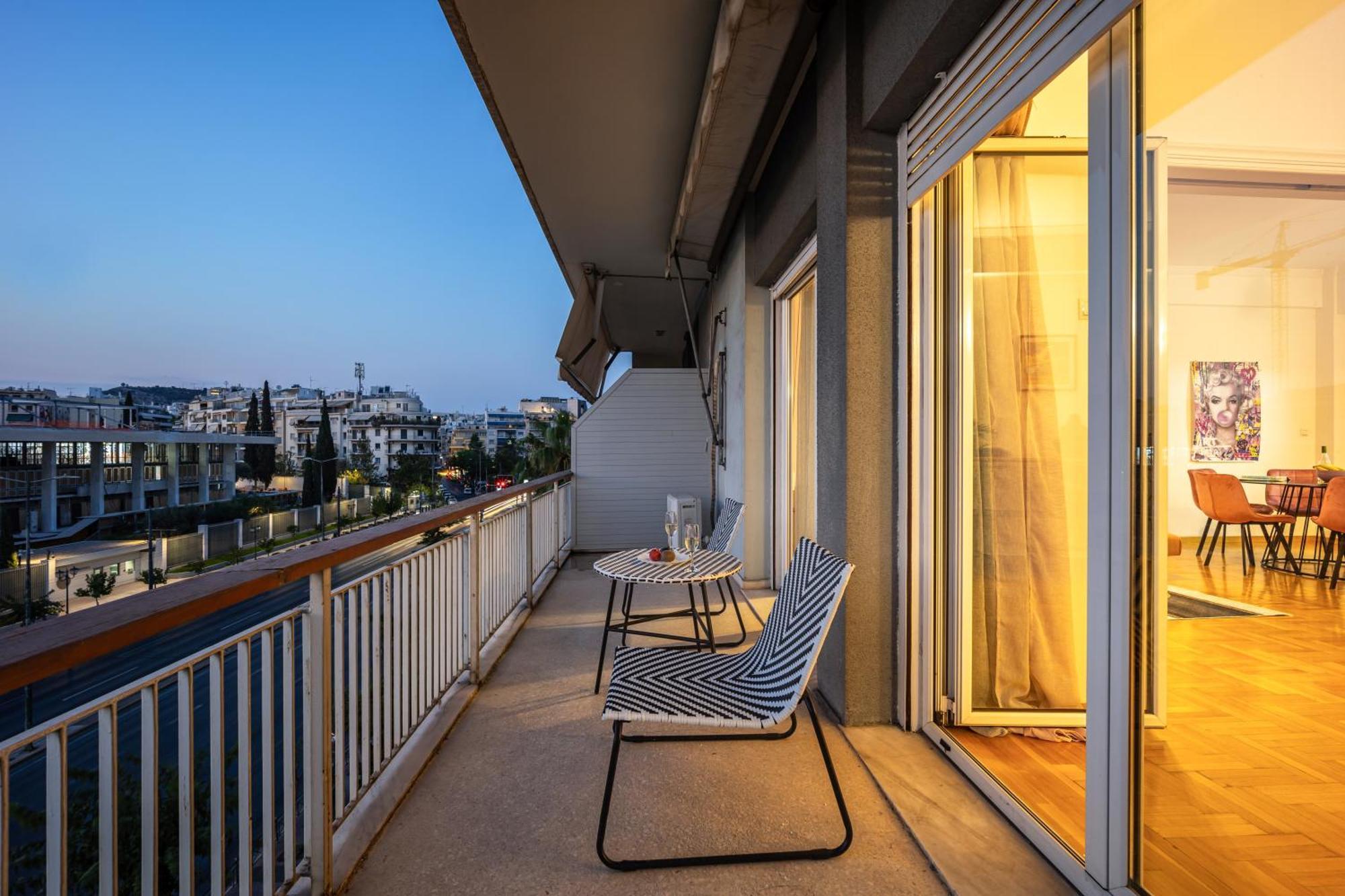 Royal Embassy Apartment เอเธนส์ ภายนอก รูปภาพ