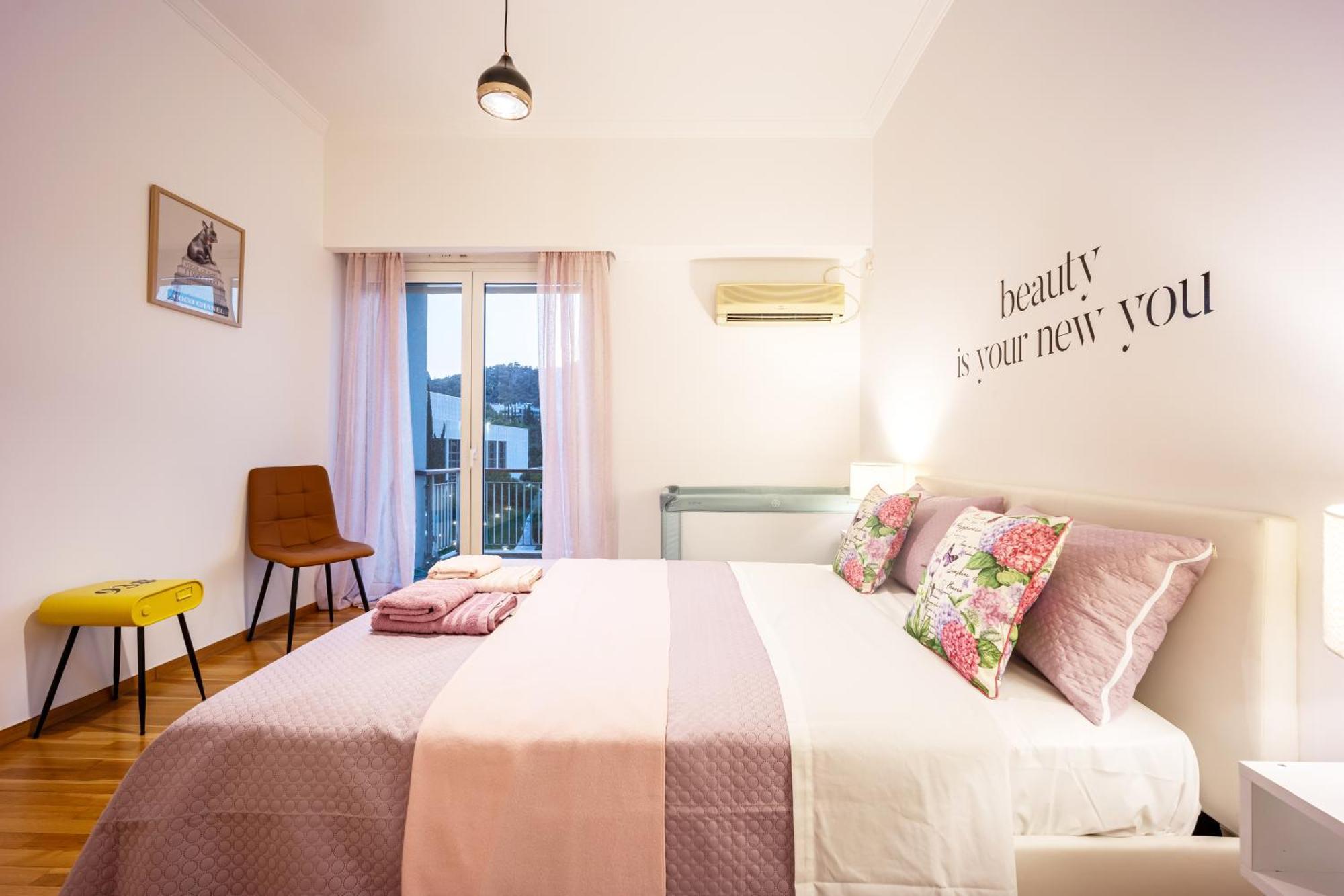 Royal Embassy Apartment เอเธนส์ ภายนอก รูปภาพ
