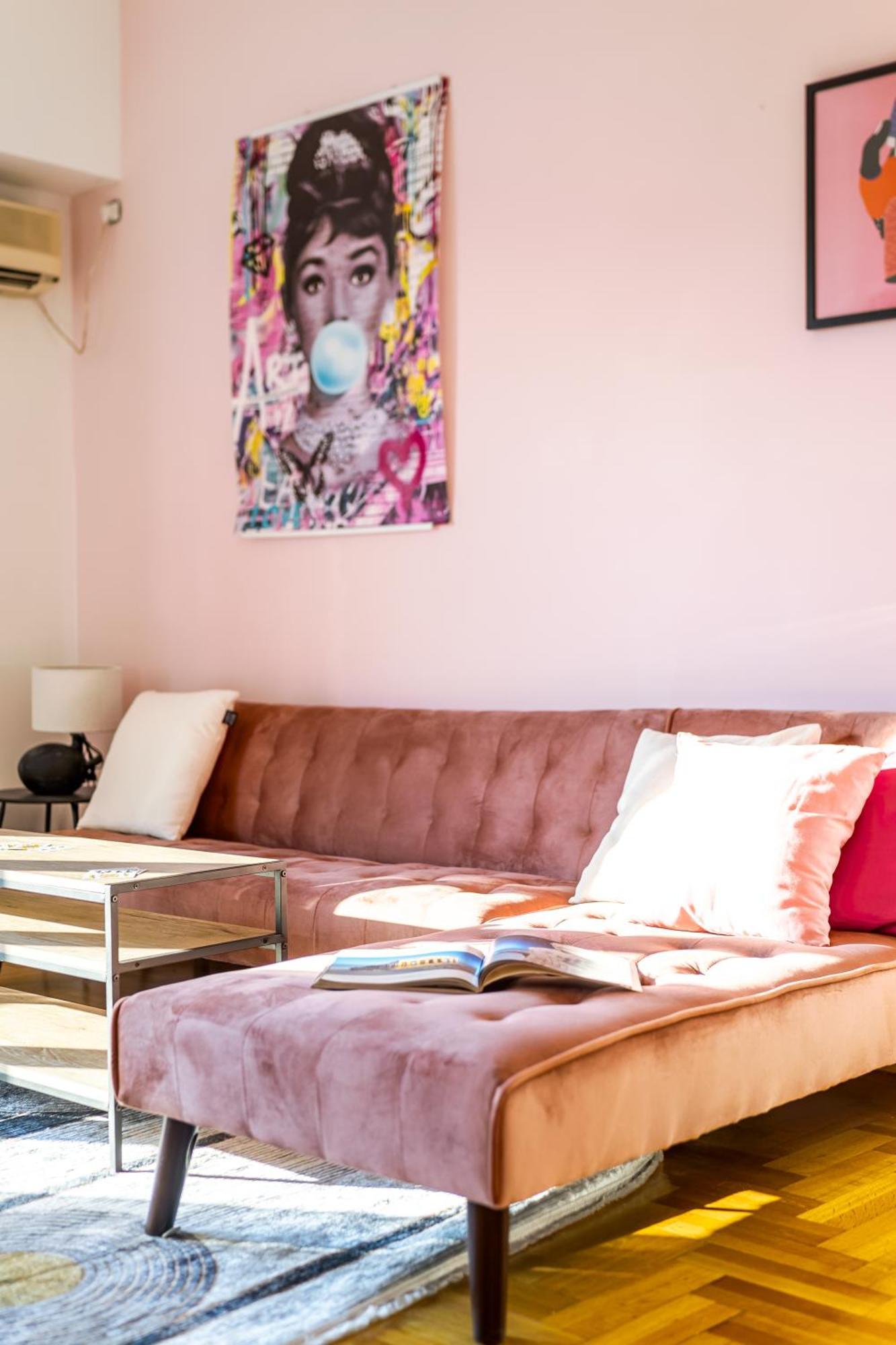 Royal Embassy Apartment เอเธนส์ ภายนอก รูปภาพ