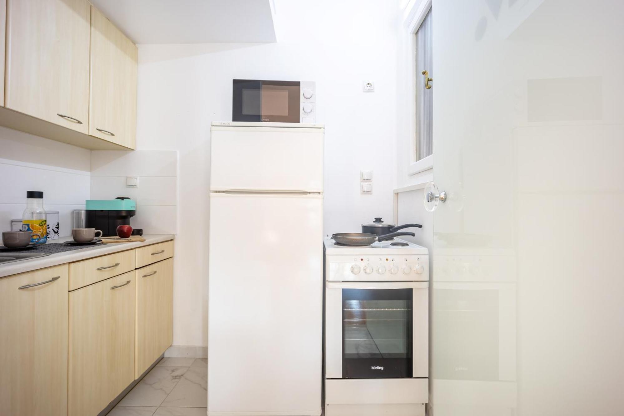 Royal Embassy Apartment เอเธนส์ ภายนอก รูปภาพ